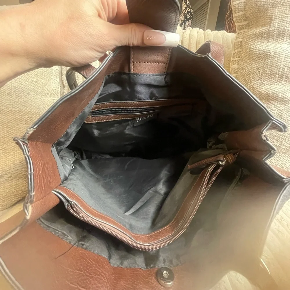 Bueno Two-Tone Black and Brown Shoulder Bag - Picture 8 of 8